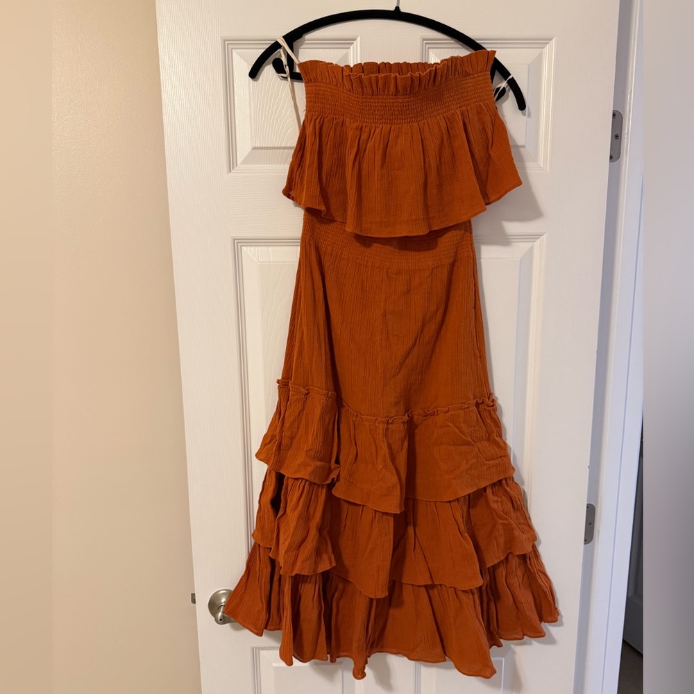 2 piece skirt and top. Size small.